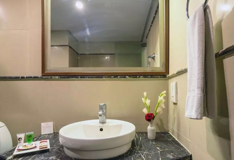 ホテル One Gulberg, Lahore