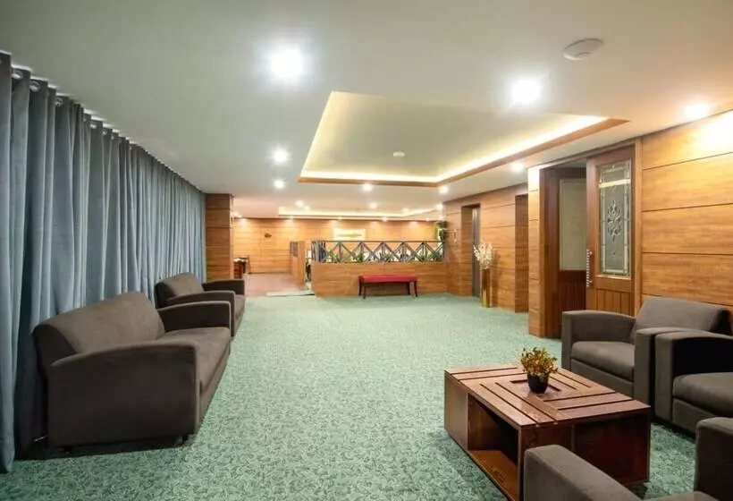 ホテル One Gulberg, Lahore