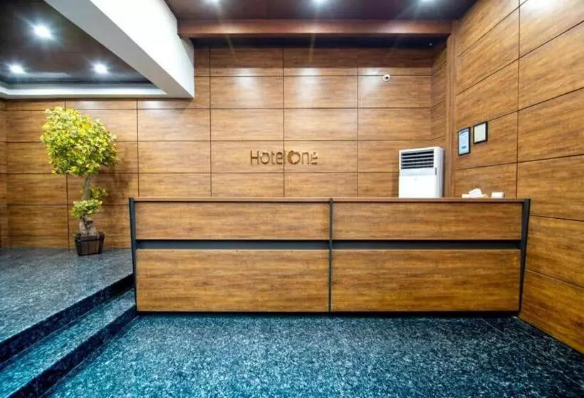 ホテル One Gulberg, Lahore