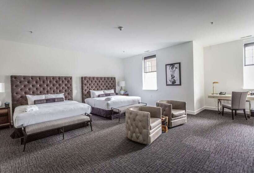 호텔 The Delafield