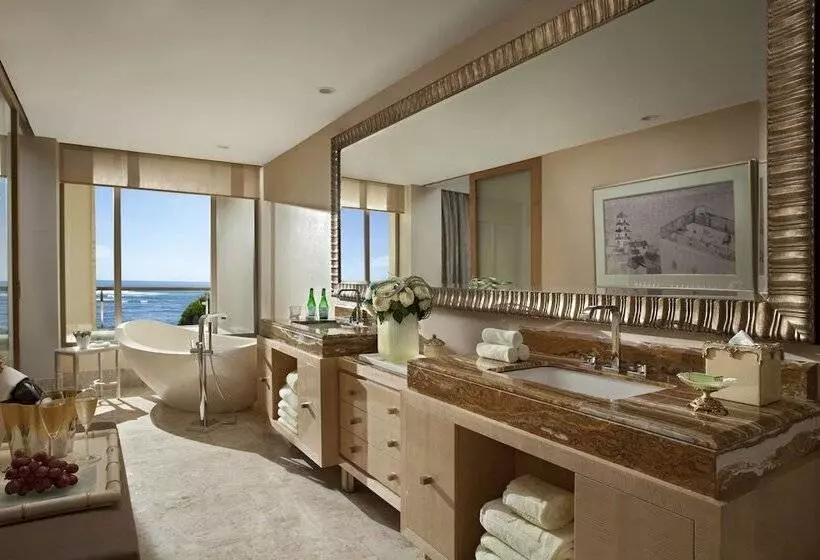 בית מלון כפרי The Mulia Bali