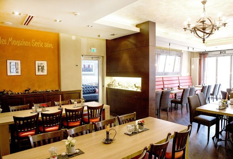 Отель Weisses Lamm