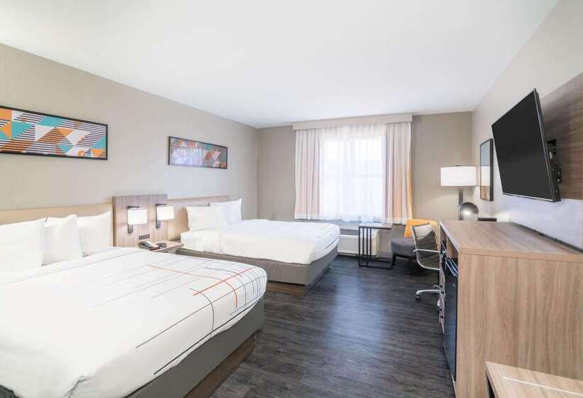 La Quinta By Wyndham Montgomery