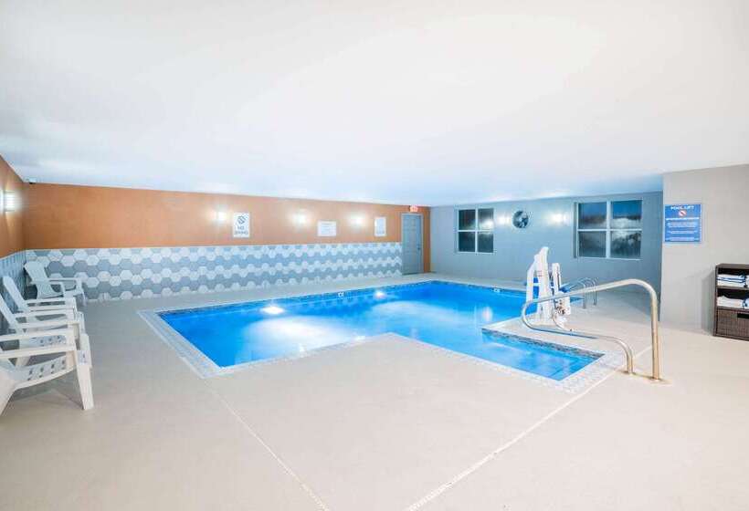 La Quinta By Wyndham Montgomery