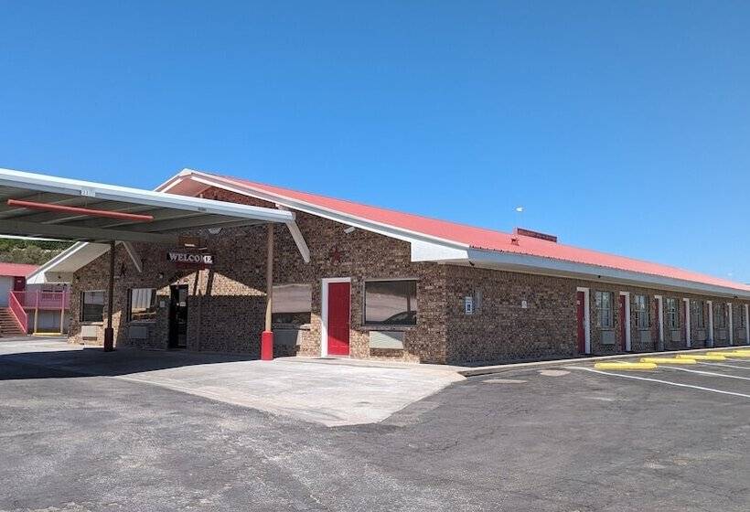 汽车旅馆  Hillcrest Inn & Suites Ozona