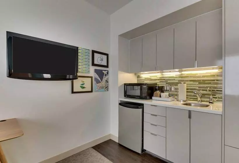 Element Ewing Princeton