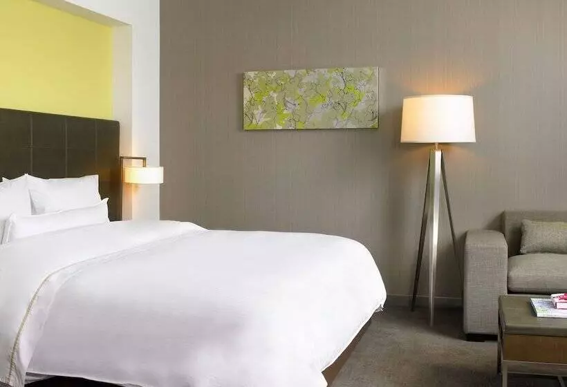 Element Ewing Princeton