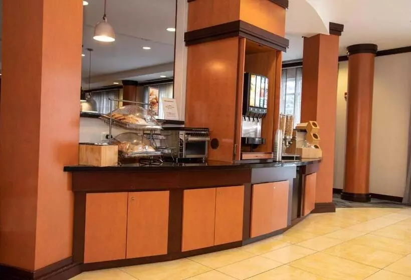 Fairfield Inn & Suites Lewisburg