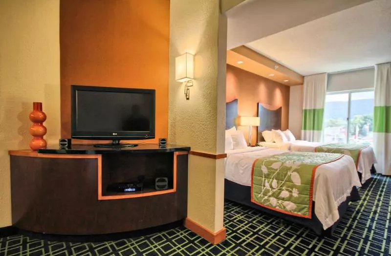 Fairfield Inn & Suites Lock Haven