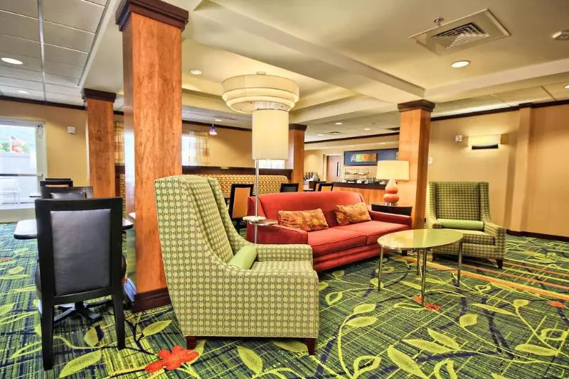 Fairfield Inn & Suites Lock Haven