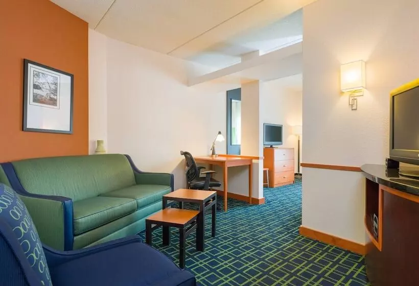 Fairfield Inn & Suites Lock Haven