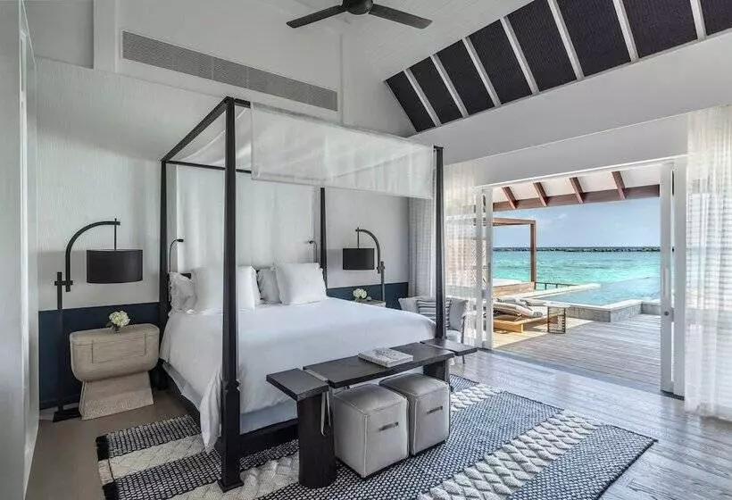 Four Seasons Resort Maldives At Landaa Giraavaru