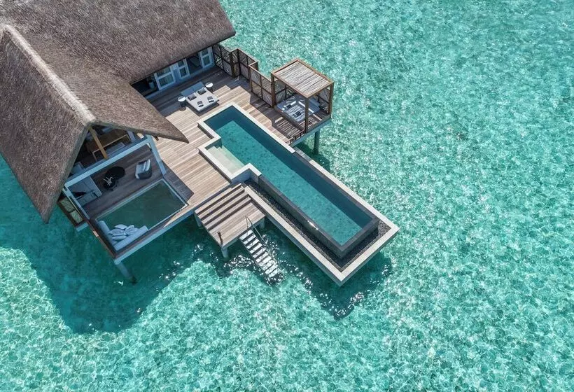 Four Seasons Resort Maldives At Landaa Giraavaru