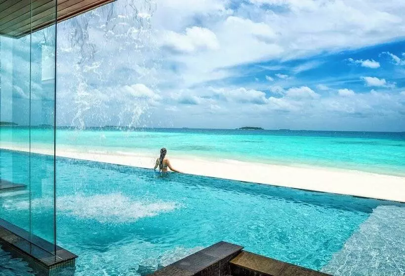 Four Seasons Resort Maldives At Landaa Giraavaru