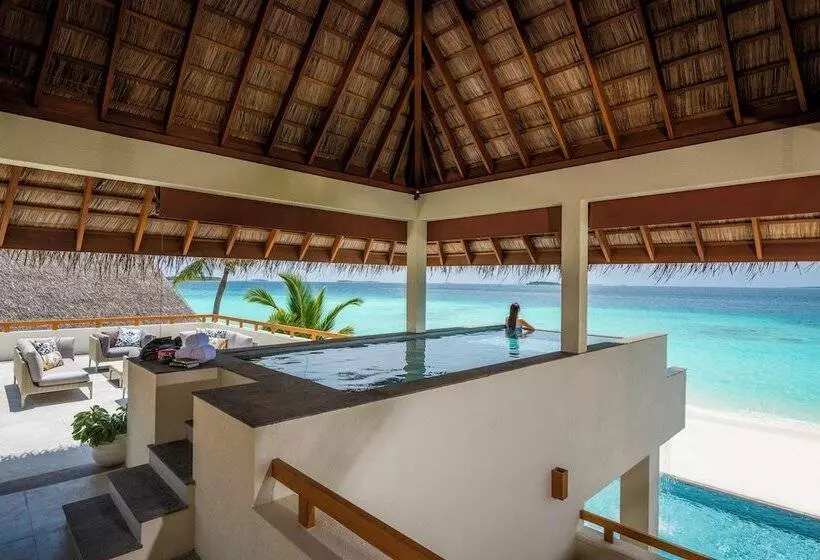 Four Seasons Resort Maldives At Landaa Giraavaru