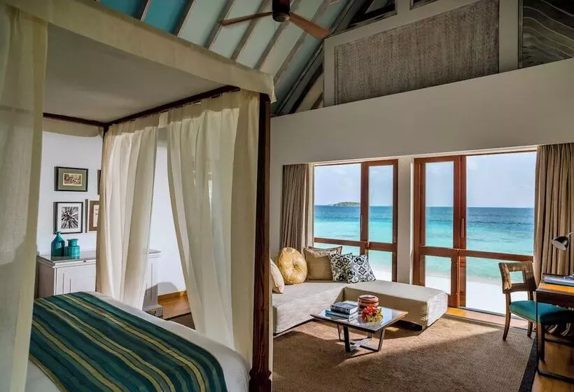 Four Seasons Resort Maldives At Landaa Giraavaru