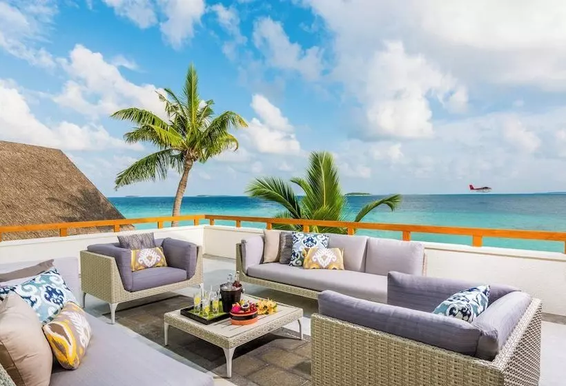 Four Seasons Resort Maldives At Landaa Giraavaru
