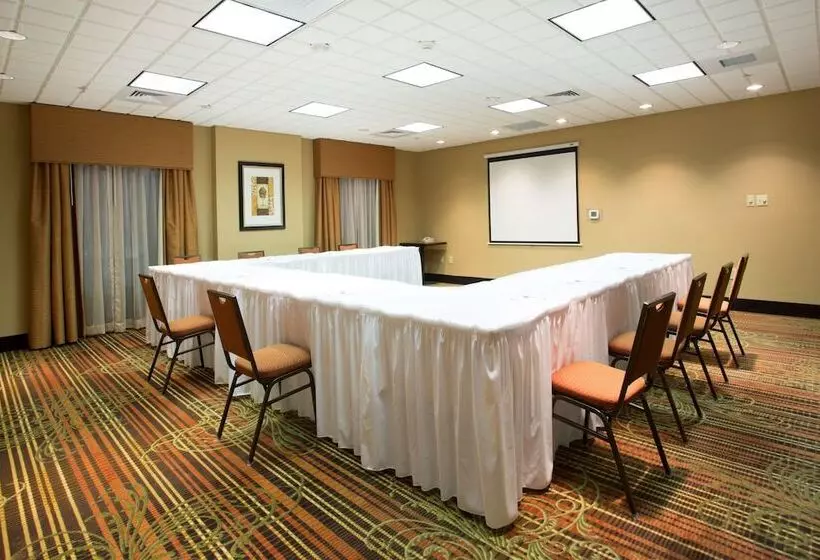 Hampton Inn & Suites Laurel, Ms