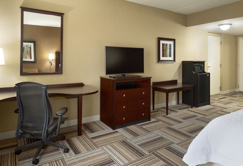 Hampton Inn & Suites Laurel, Ms