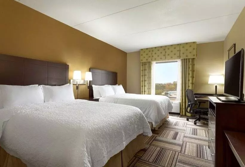 Hampton Inn & Suites Laurel, Ms