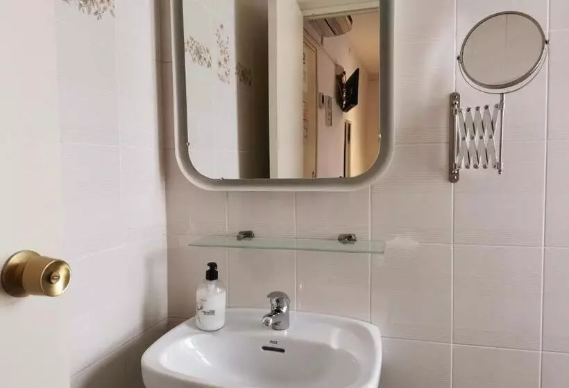 Хостел Barcelona City Street