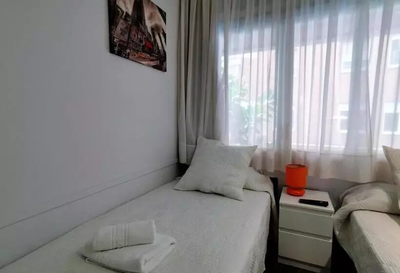 Хостел Barcelona City Street