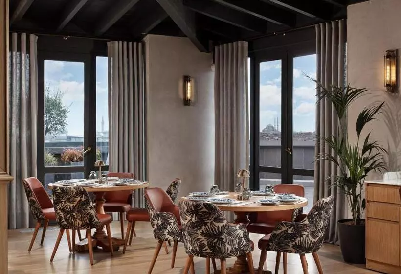 Hotel Adahan Decamondo Pera, Autograph Collection