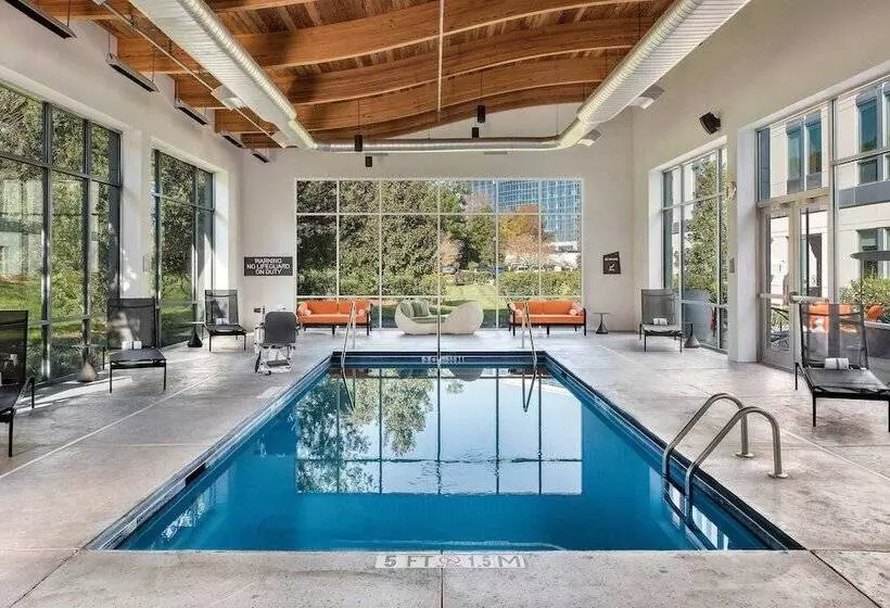 בית מלון כפרי Aloft Charlotte Ballantyne