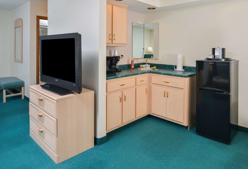 Отель Americas Best Value Inn & Suites Bluffton