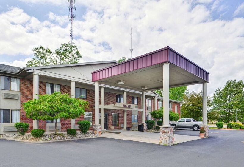 Отель Americas Best Value Inn & Suites Bluffton