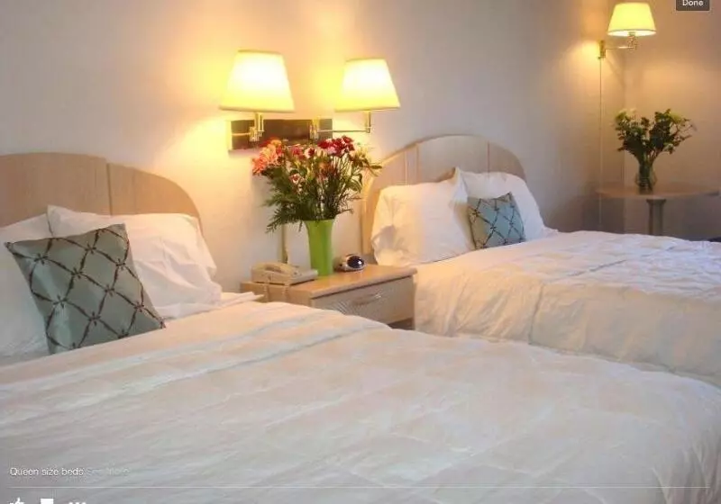 Отель Americas Best Value Inn & Suites Bluffton