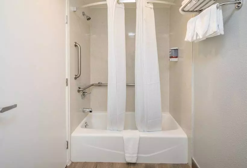 Szálloda Bayhill Inn