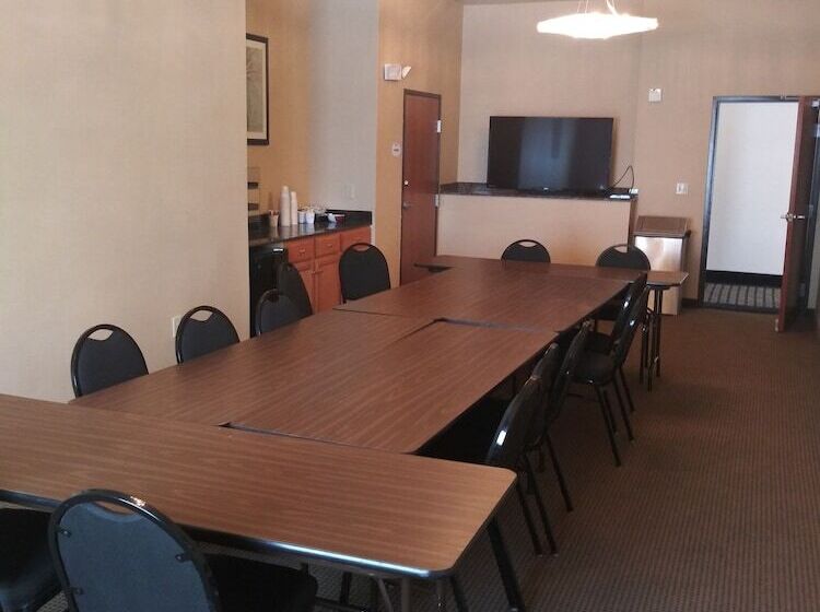 ホテル Baymont By Wyndham Wheeler