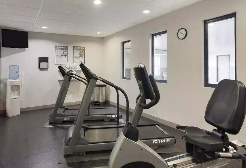 Hotelli Country Inn & Suites By Radisson, Harrisonburg, Va