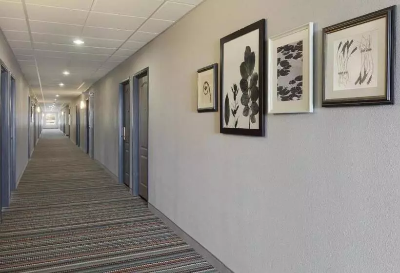 Hotelli Country Inn & Suites By Radisson, Harrisonburg, Va