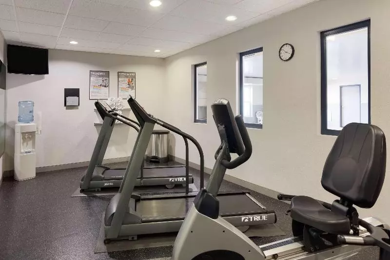 Hotelli Country Inn & Suites By Radisson, Harrisonburg, Va