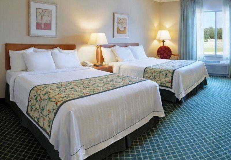 ホテル Fairfield Inn & Suites By Marriott Wausau