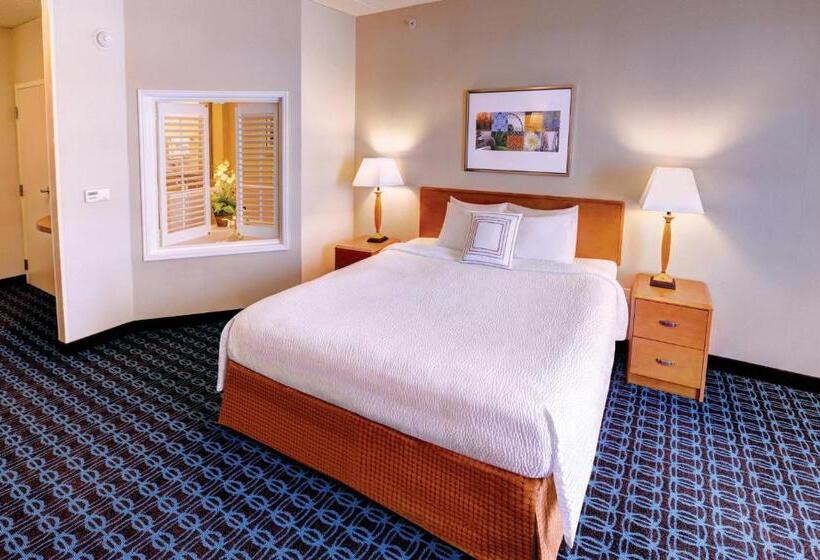 ホテル Fairfield Inn & Suites By Marriott Wausau