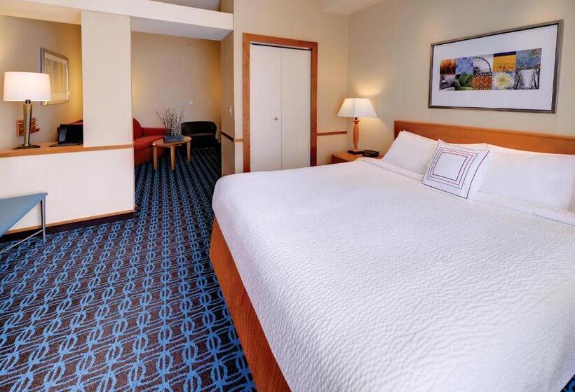 ホテル Fairfield Inn & Suites By Marriott Wausau