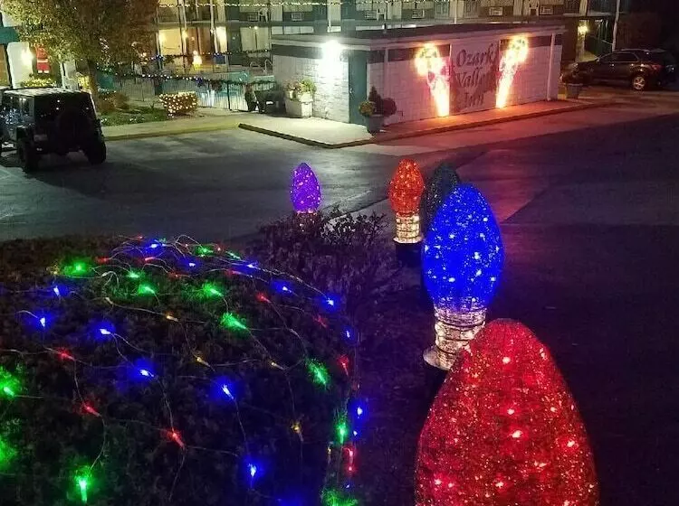 Hotelli Ozark Valley Inn