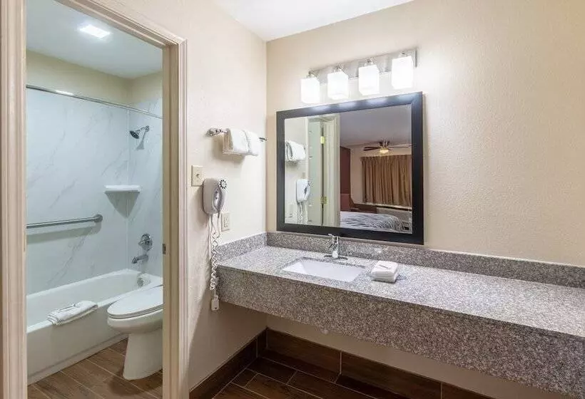 호텔 Red Roof Inn Buffalo, Tx