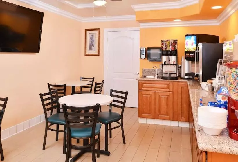 Magnuson Hotel Blythe