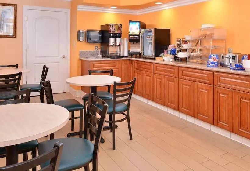 Magnuson Hotel Blythe