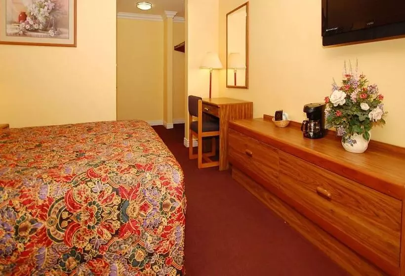 Magnuson Hotel Blythe