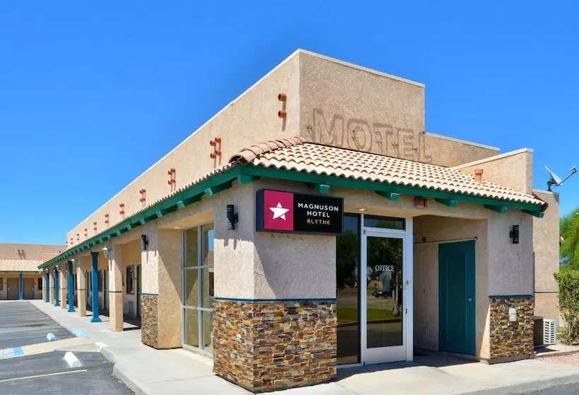 Magnuson Hotel Blythe