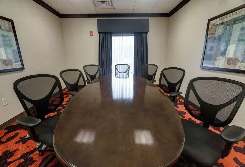 فندق على الطريق Hampton Inn Neptune/wall