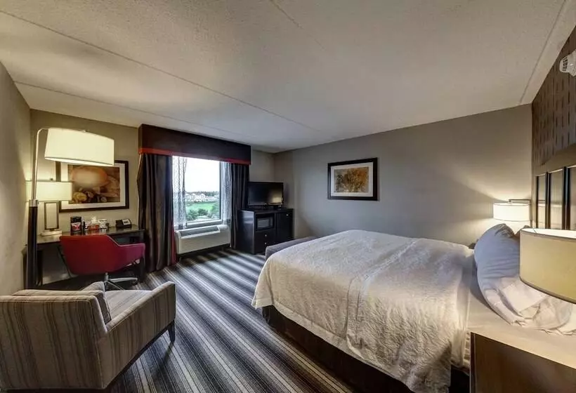 فندق على الطريق Hampton Inn Neptune/wall