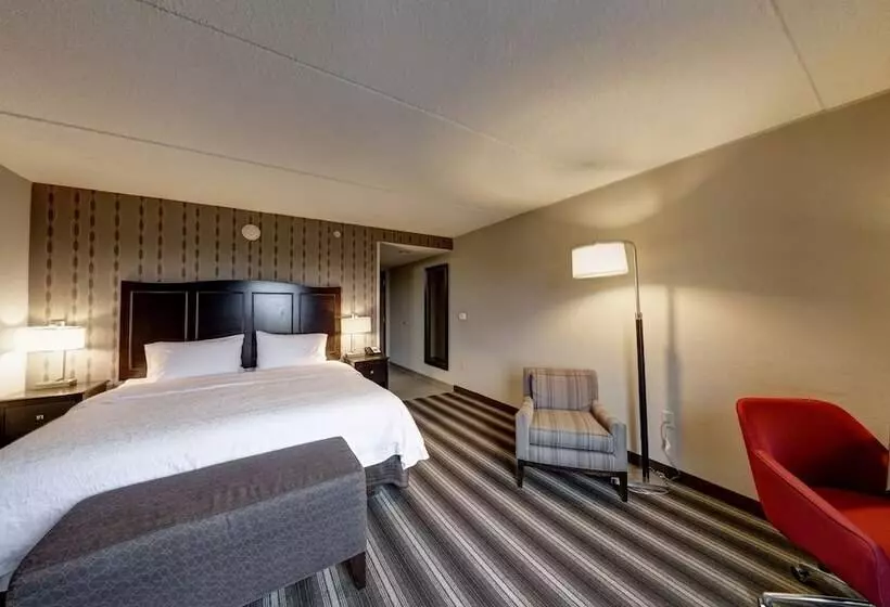 فندق على الطريق Hampton Inn Neptune/wall