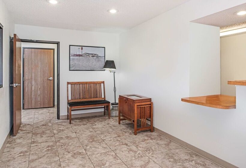 فندق على الطريق Super 8 By Wyndham Nebraska City
