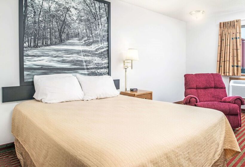 فندق على الطريق Super 8 By Wyndham Nebraska City